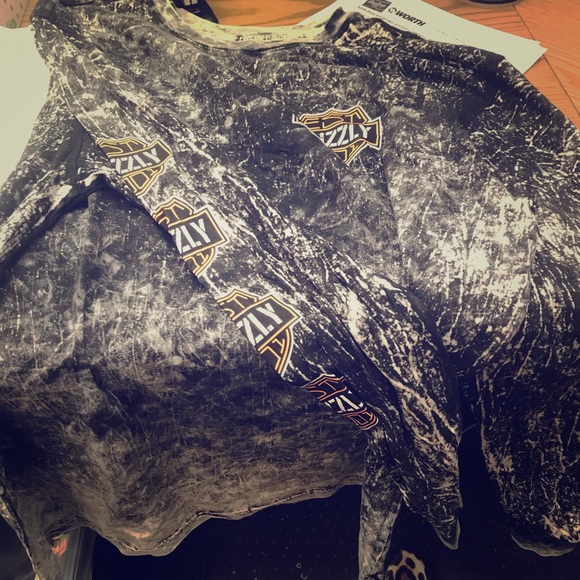 Men’s XL grizzly Griptape T shirt long sleeved - Picture 1 of 1